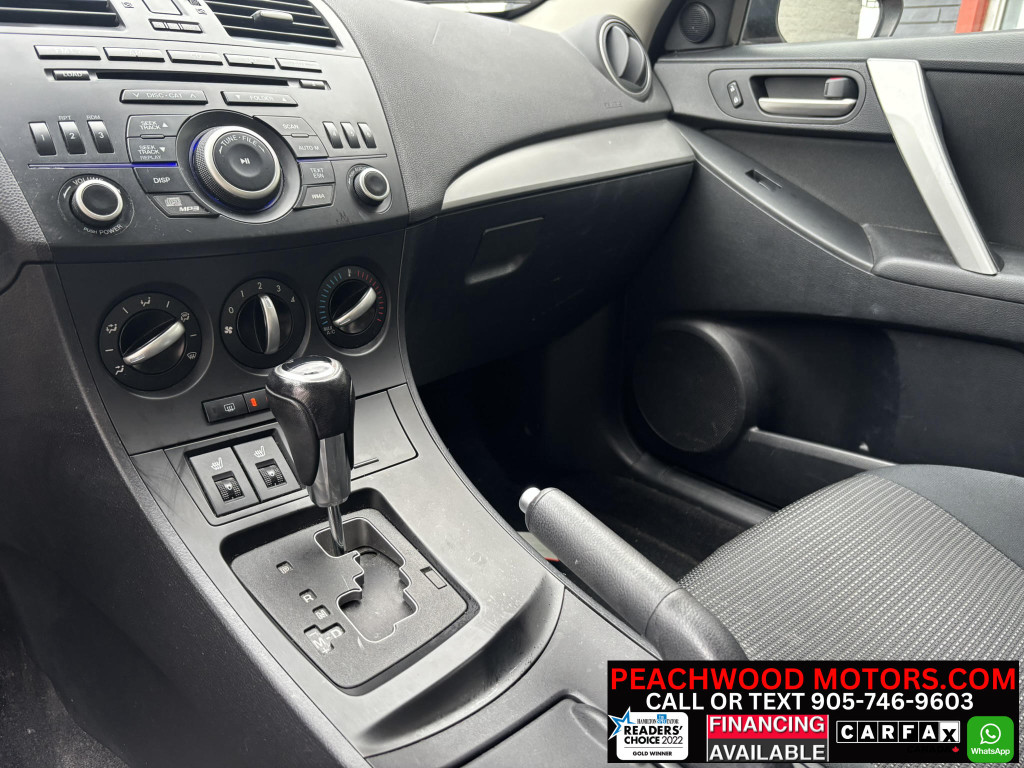 2013-Mazda-MAZDA3