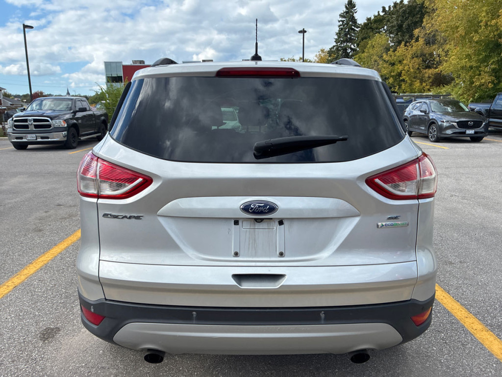 2015-Ford-Escape