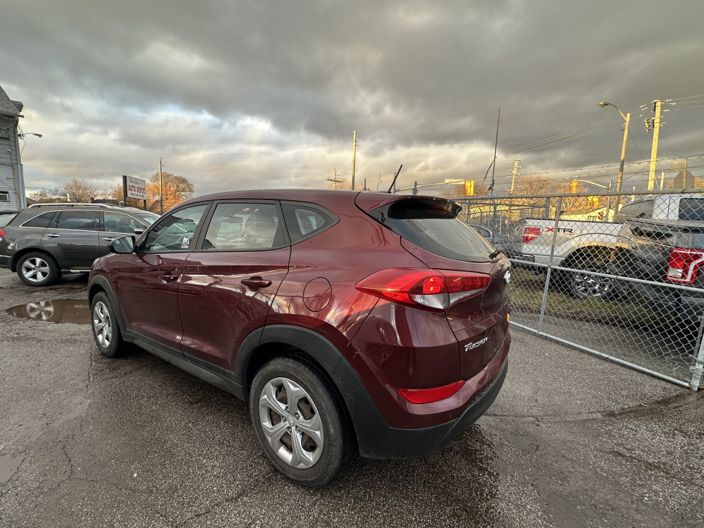 2016-Hyundai-Tucson