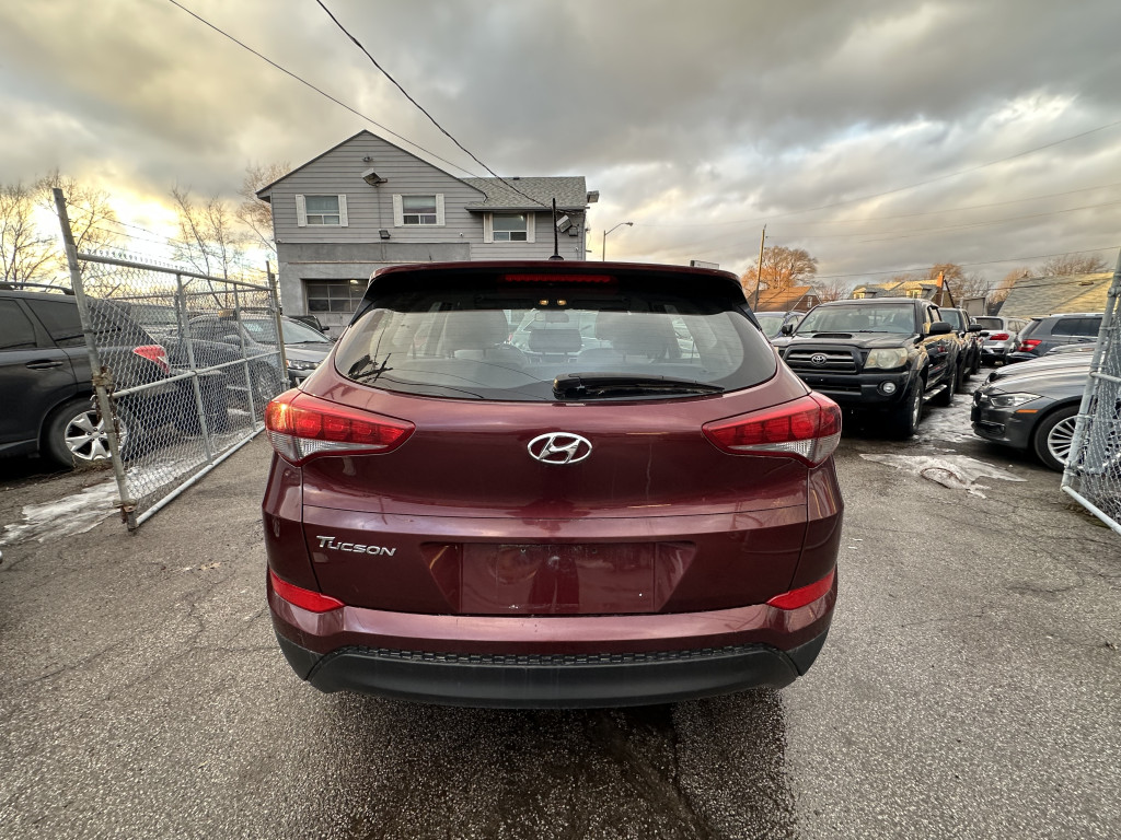 2016-Hyundai-Tucson