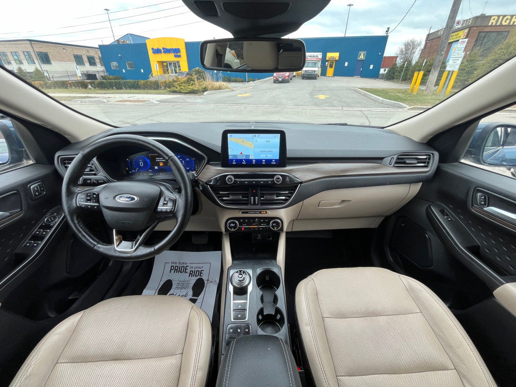 2020-Ford-Escape Hybrid