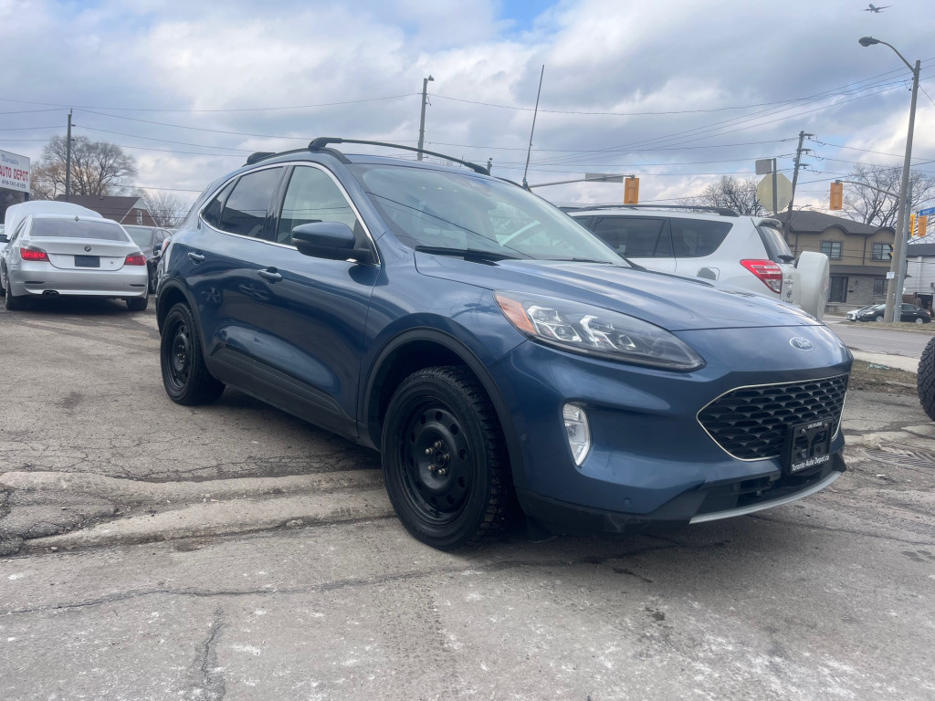 2020-Ford-Escape Hybrid
