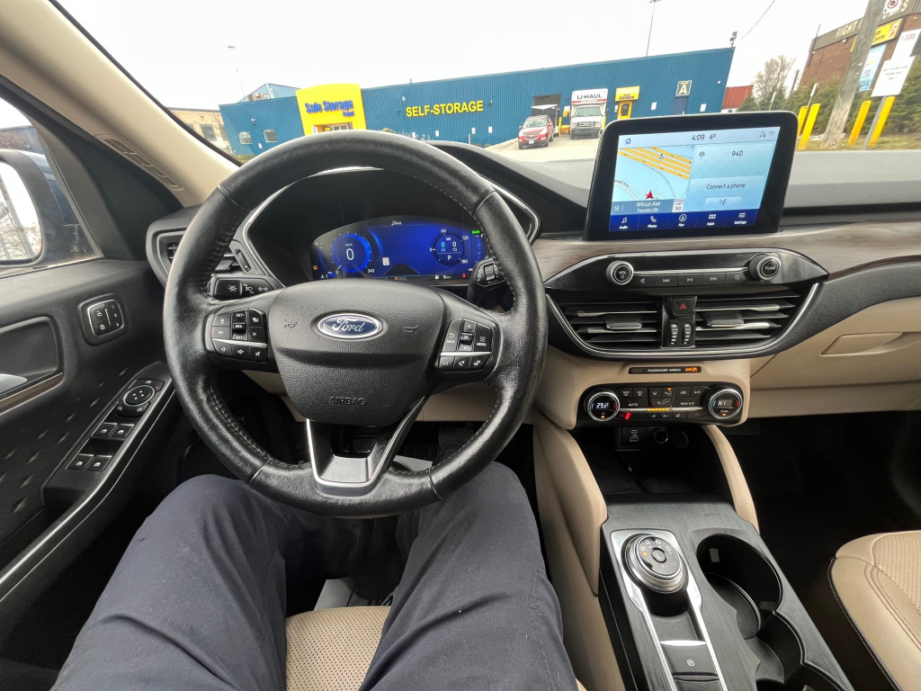 2020-Ford-Escape Hybrid