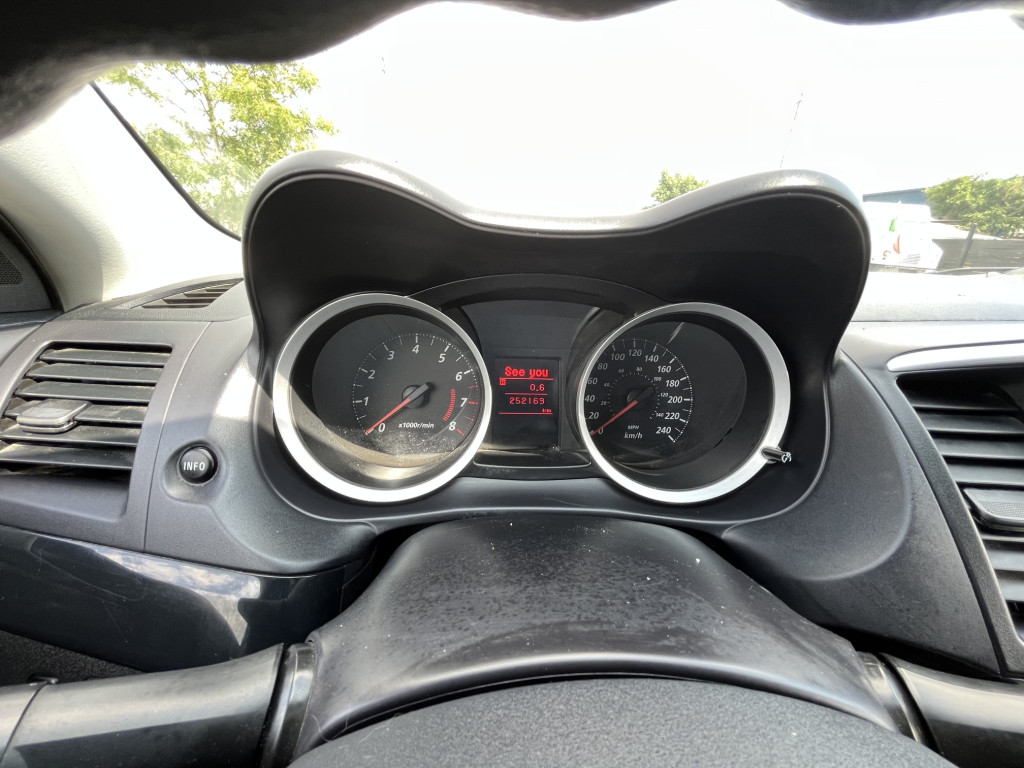 2017-Mitsubishi-Lancer