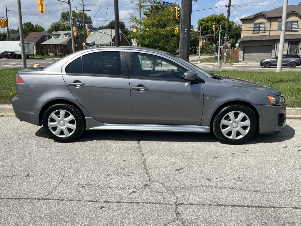 2017-Mitsubishi-Lancer