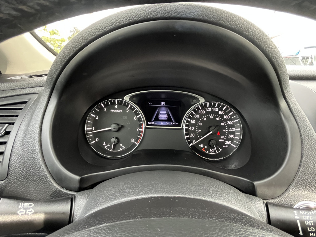 2016-Nissan-Altima