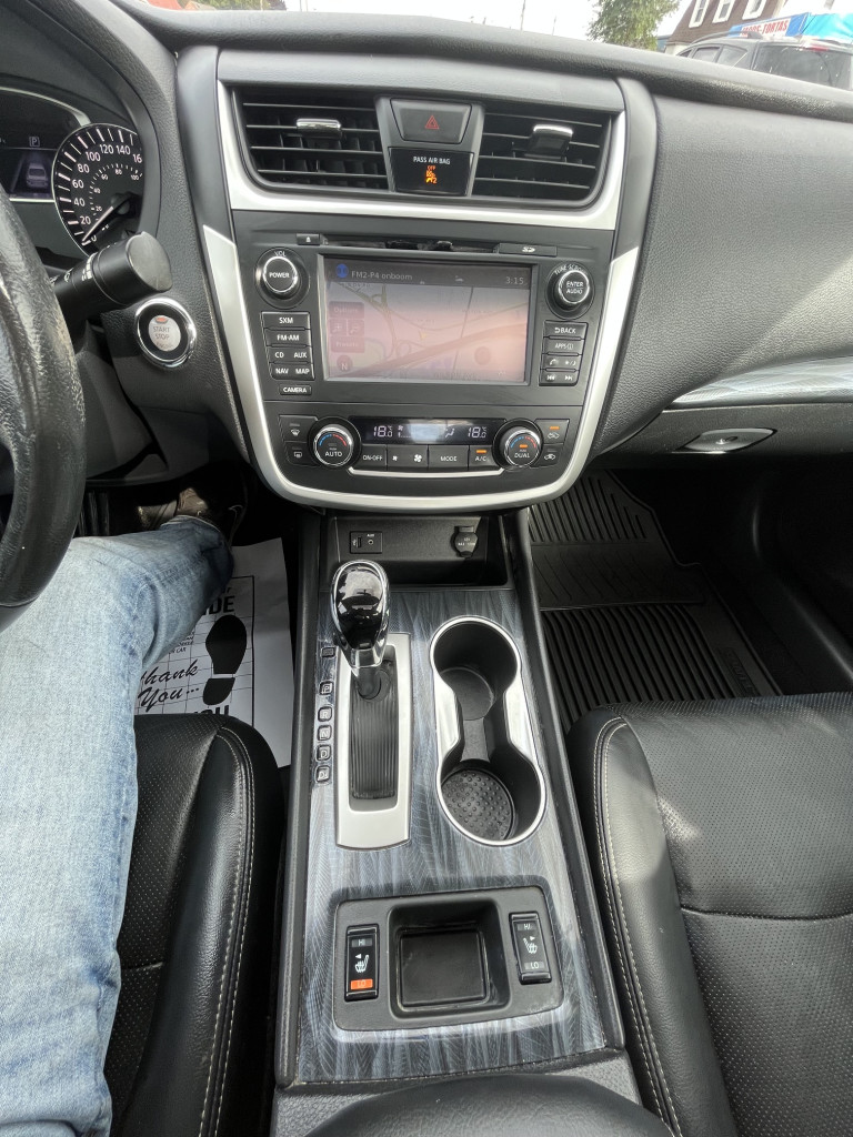 2016-Nissan-Altima