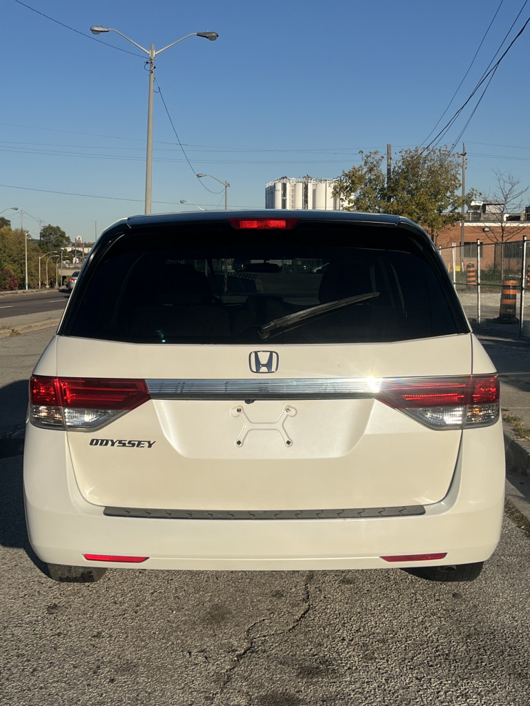 2016-Honda-Odyssey