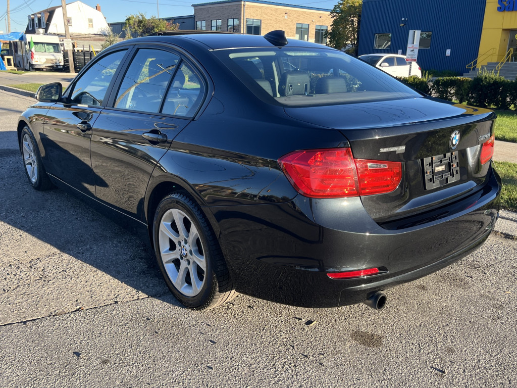 2012-BMW-320i