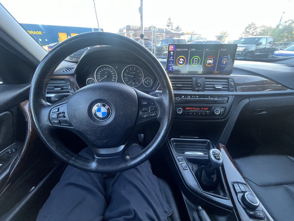 2012-BMW-320i