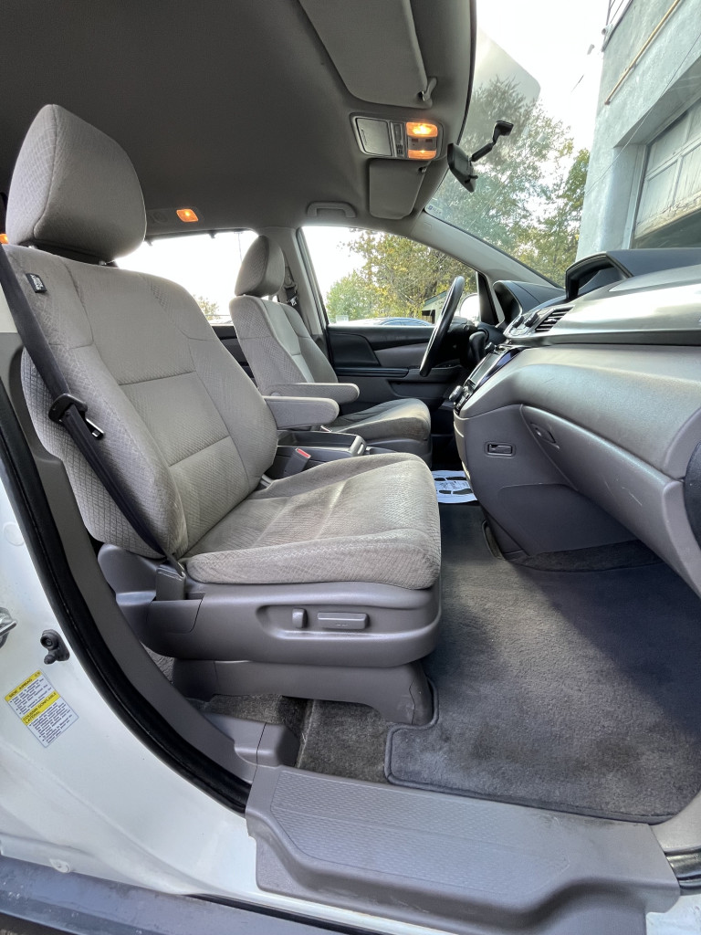 2016-Honda-Odyssey