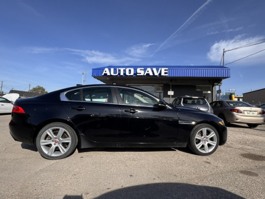 2017 Jaguar XE