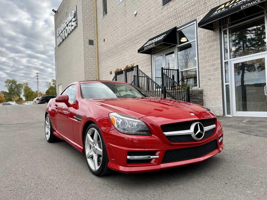 2012 Mercedes-Benz SLK-Class