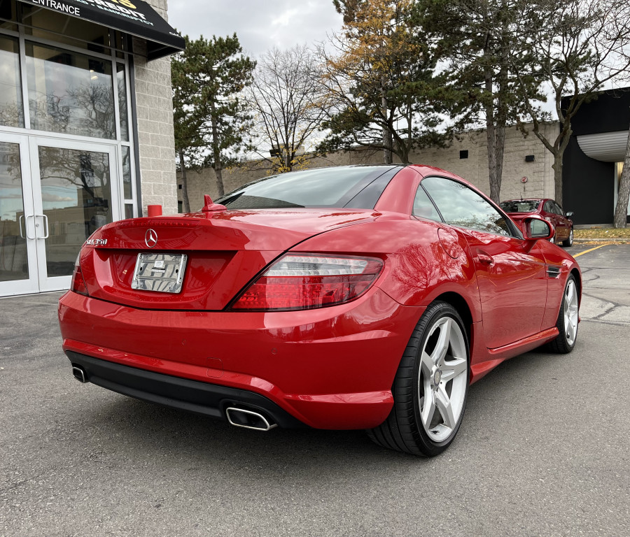2012 Mercedes-Benz SLK-Class