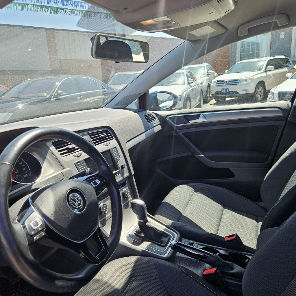 2016 Volkswagen Golf