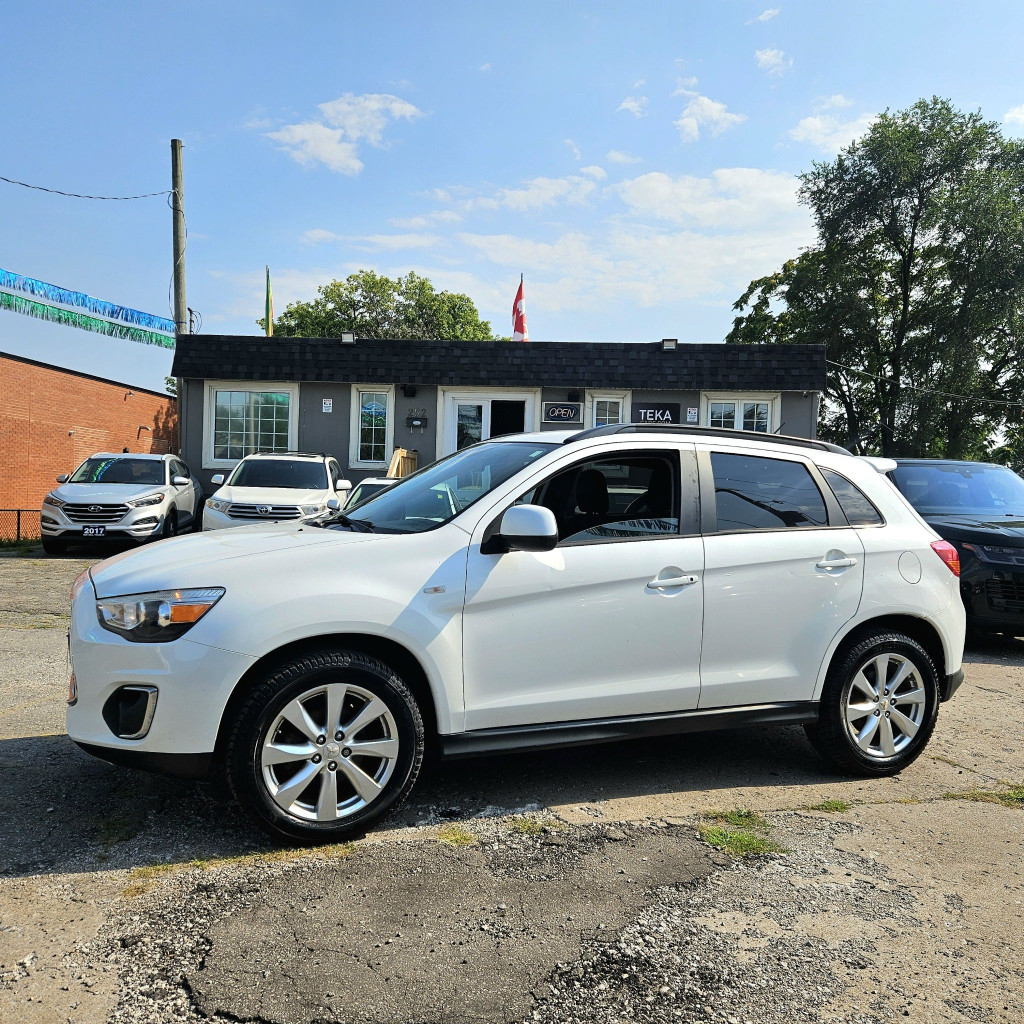 2015 Mitsubishi RVR