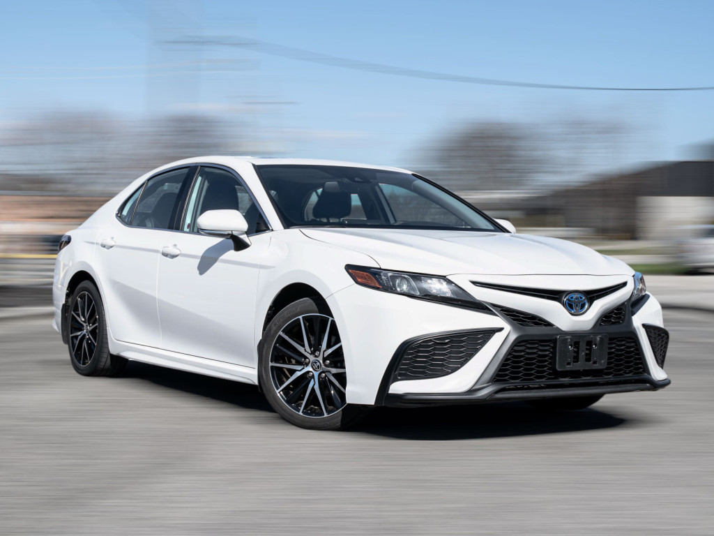 2023 Toyota Camry Hybrid