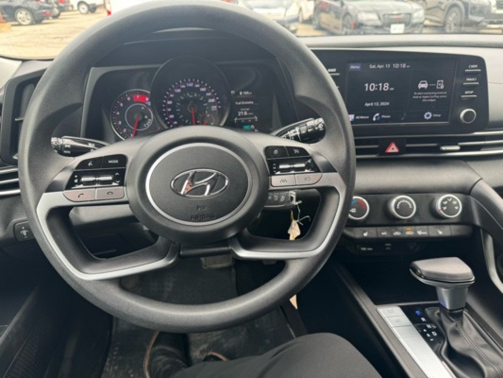 2021-Hyundai-Elantra