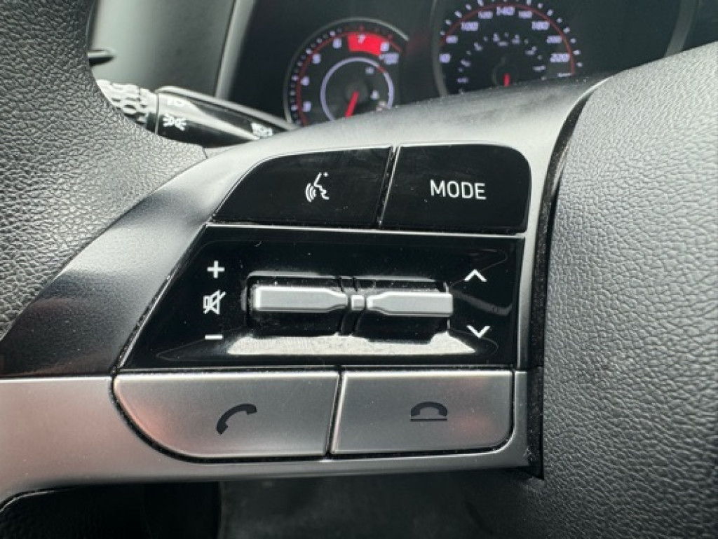 2021-Hyundai-Elantra