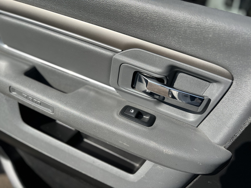 2017-Ram-1500
