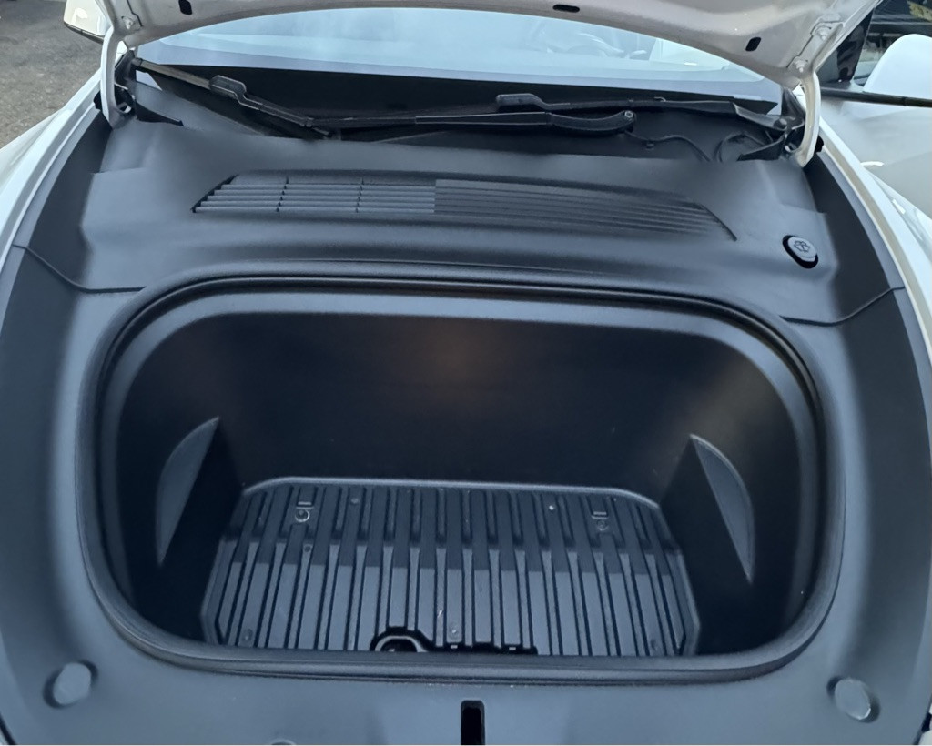 2020-Tesla-Model Y