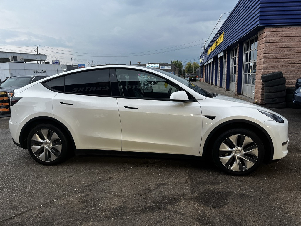 2020-Tesla-Model Y