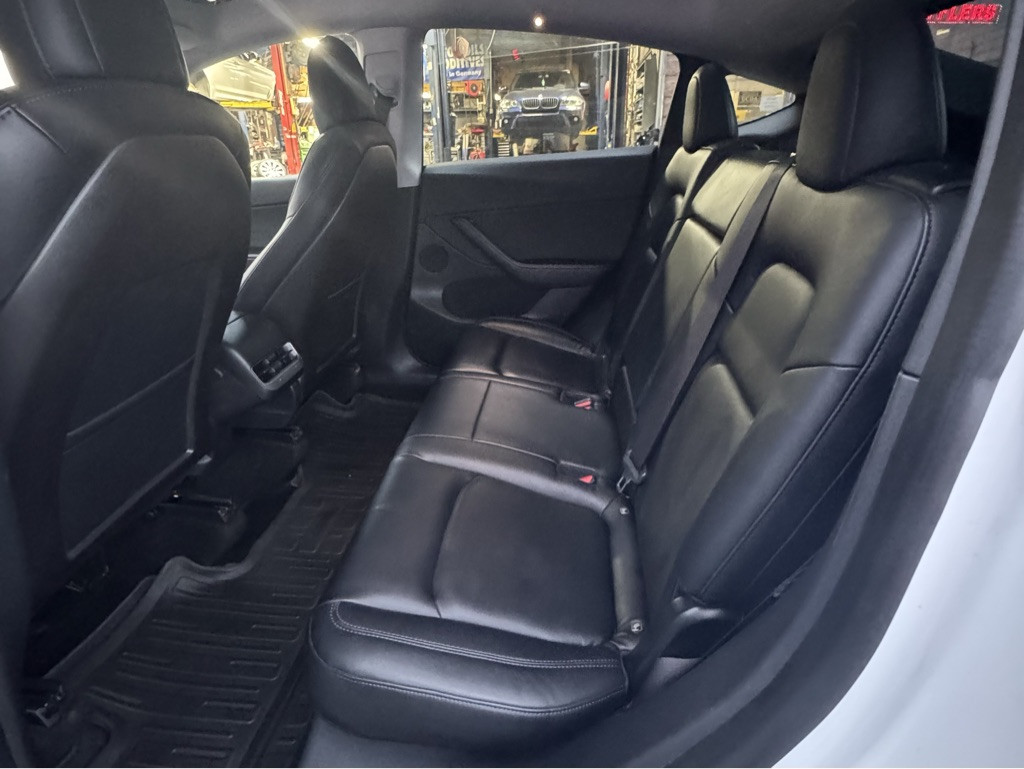 2020-Tesla-Model Y
