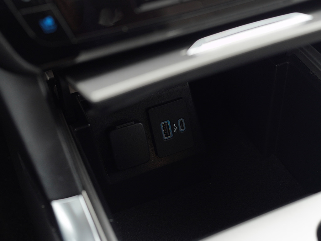 2022-Ford-Explorer