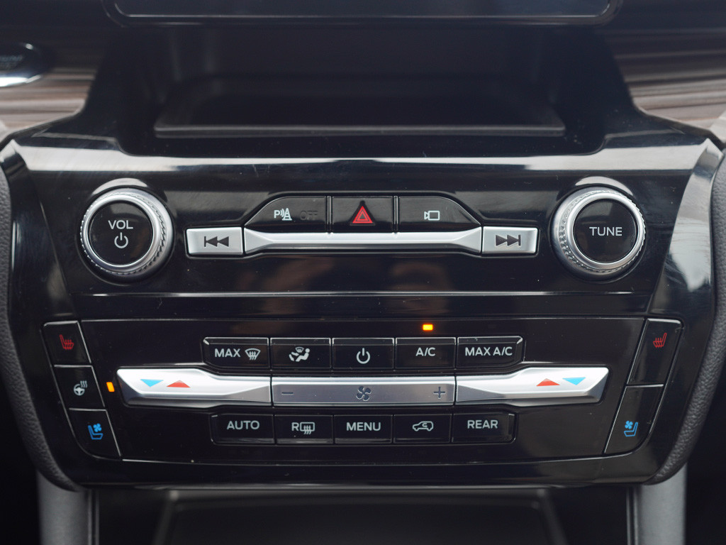 2022-Ford-Explorer