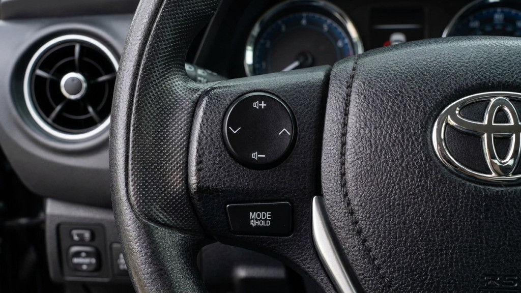 2019-Toyota-Corolla
