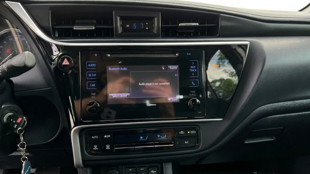 2019-Toyota-Corolla