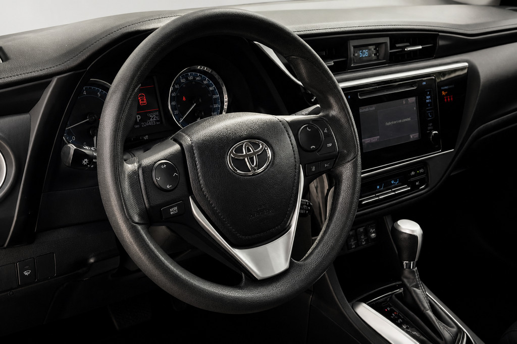 2019-Toyota-Corolla