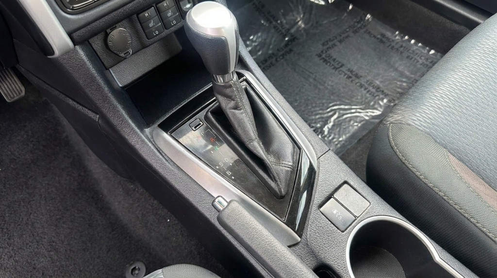 2019-Toyota-Corolla