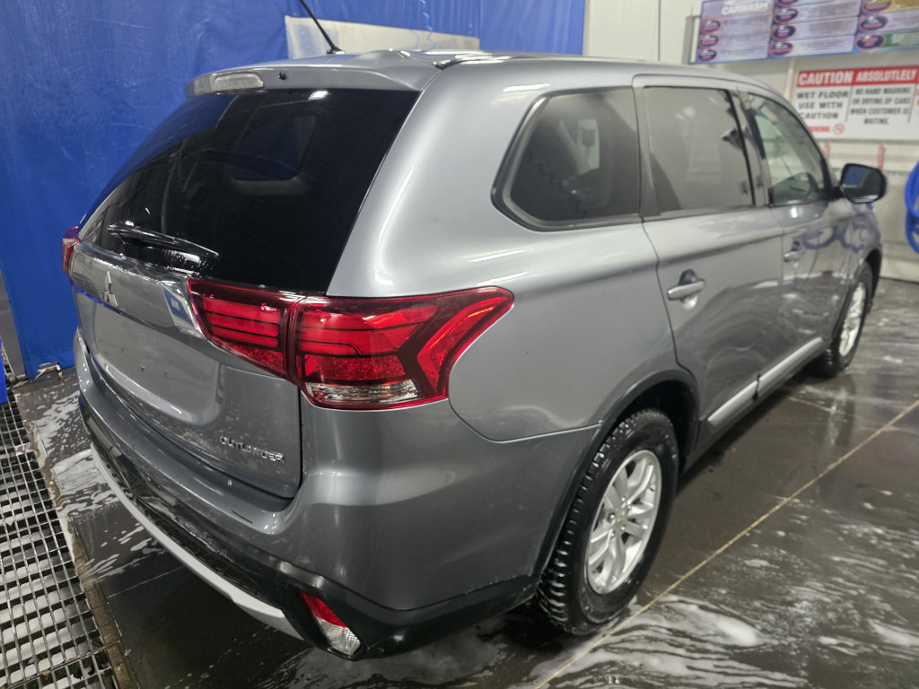 2016 Mitsubishi Outlander