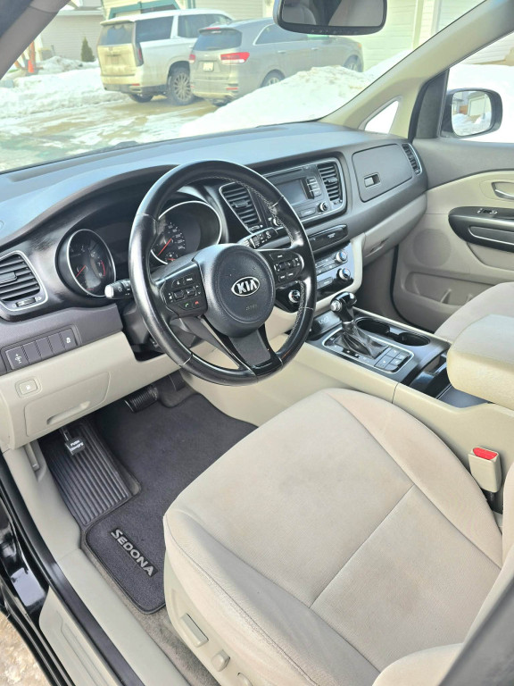 2015 Kia Sedona