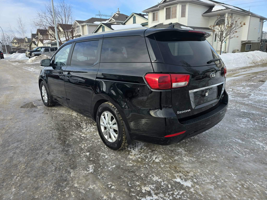 2015 Kia Sedona
