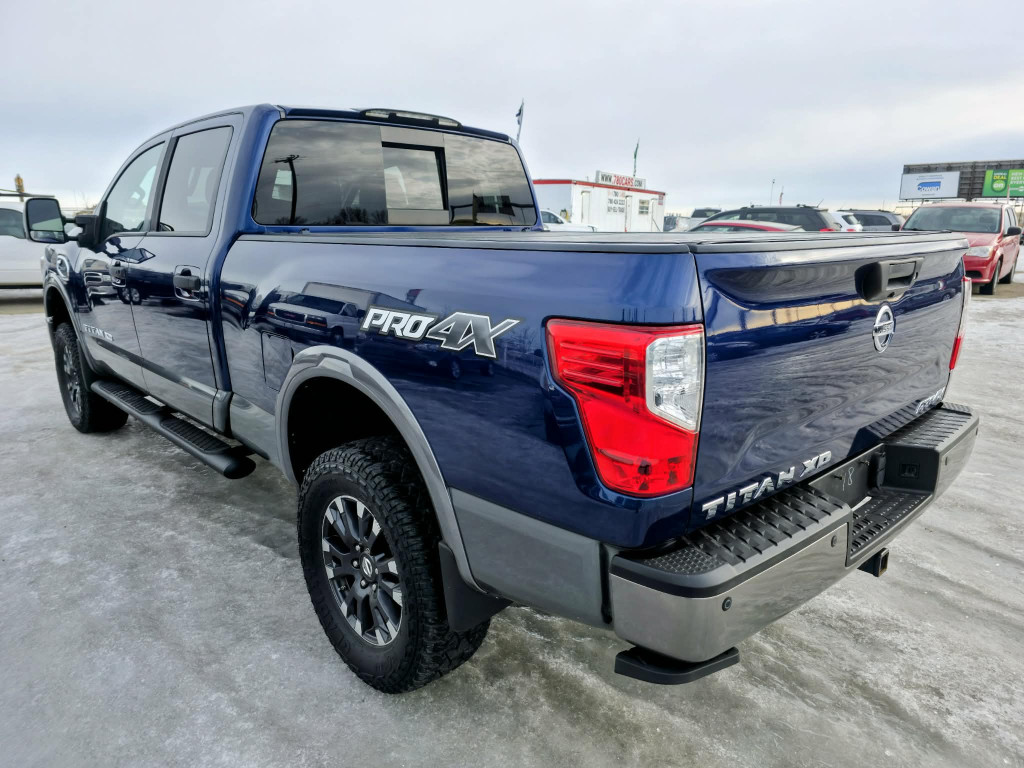 2016 Nissan Titan XD
