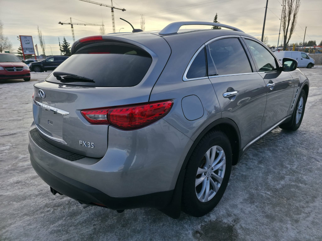 2009 Infiniti FX35