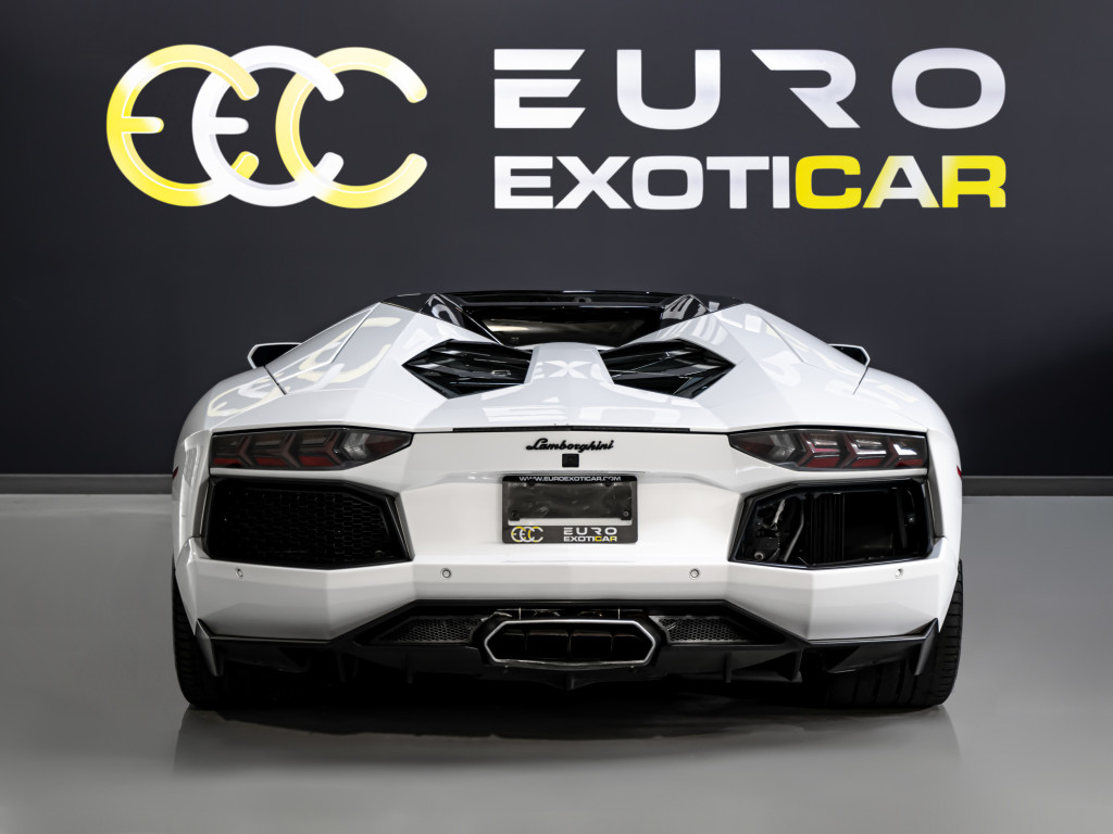 2015 Lamborghini Aventador