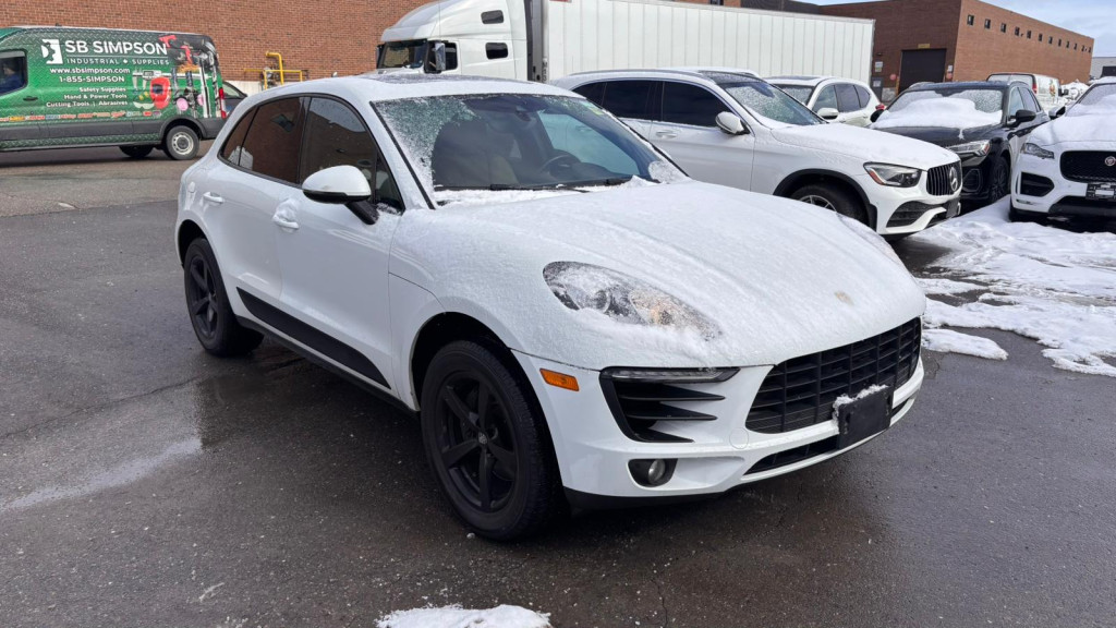 2017 Porsche Macan