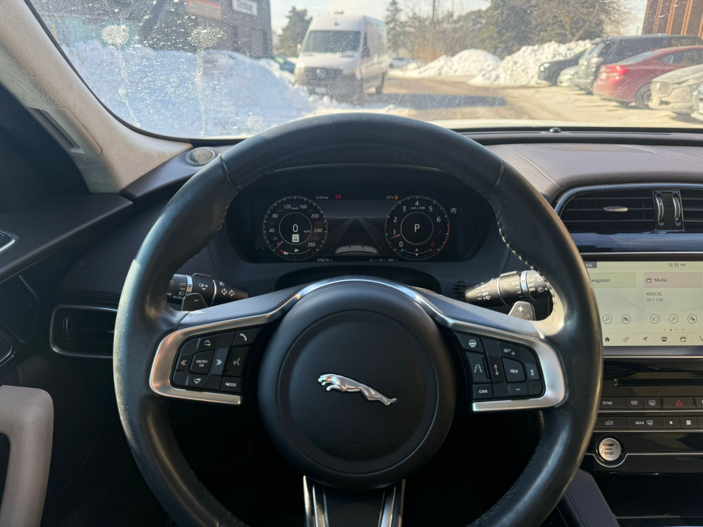 2019 Jaguar F-Pace