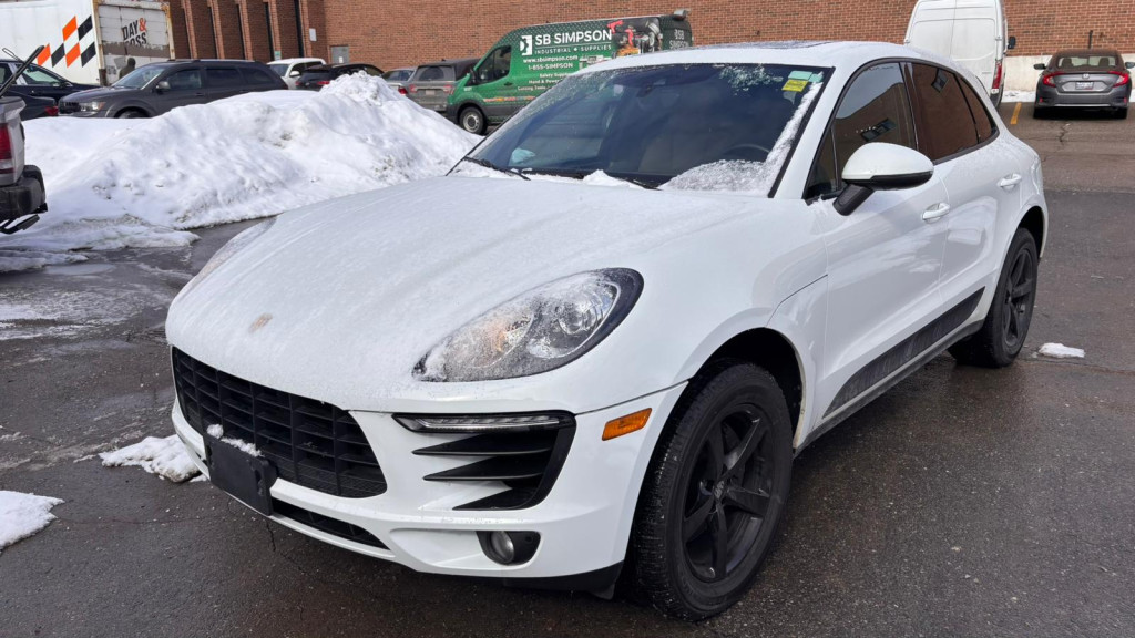 2017 Porsche Macan