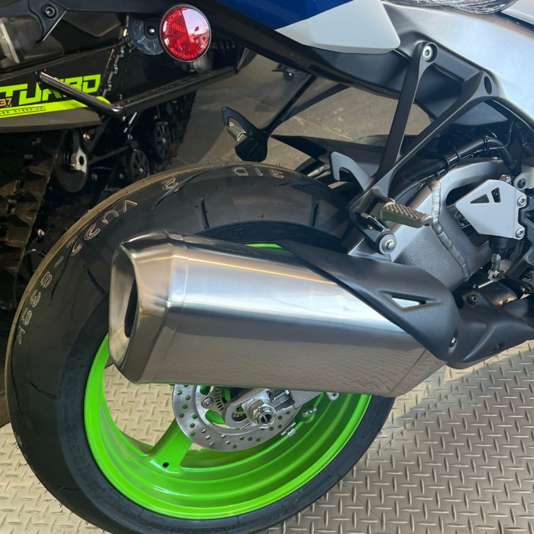 ナイロン100℃ 32nd SESSION 15years Anniversa… 2024 NINJA ZX-10R 40th ANNIVERSARY EDITION Motorcycle