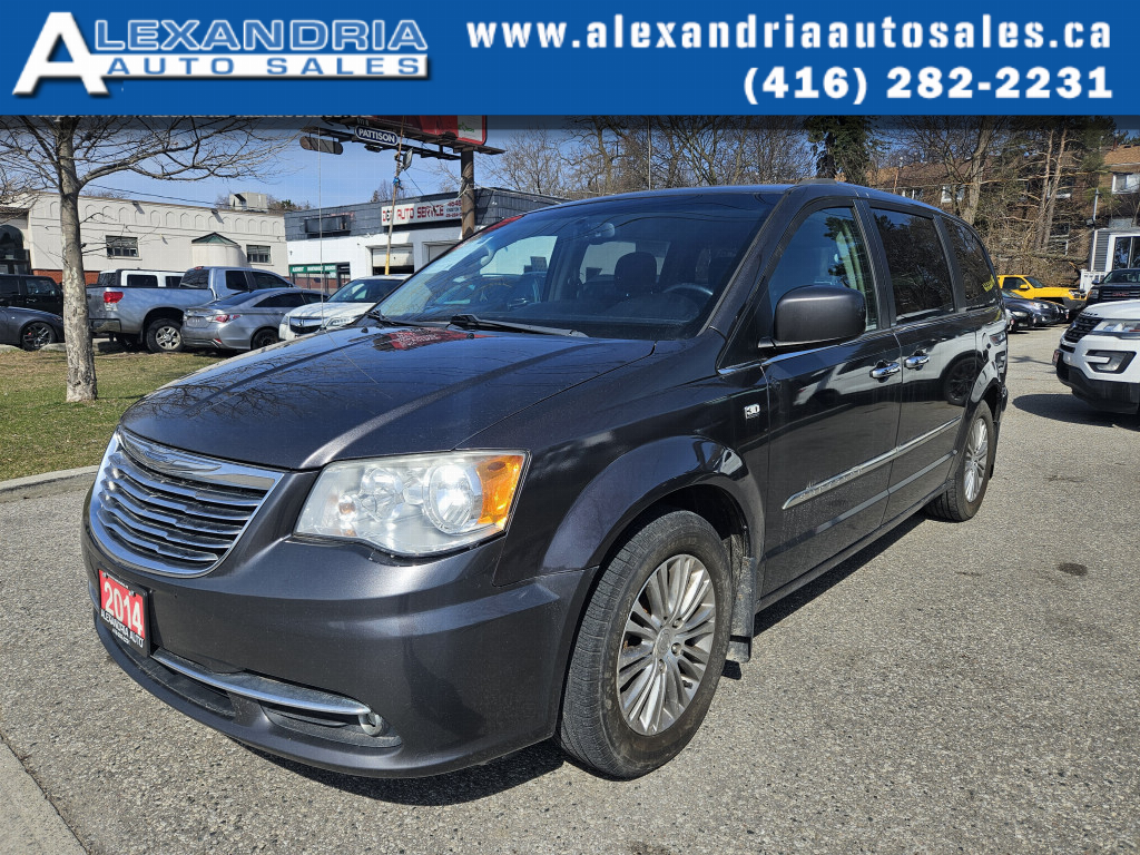 2014 Chrysler Town & Country