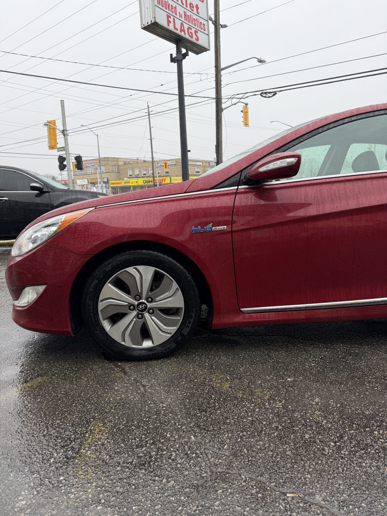 2013 Hyundai Sonata Hybrid