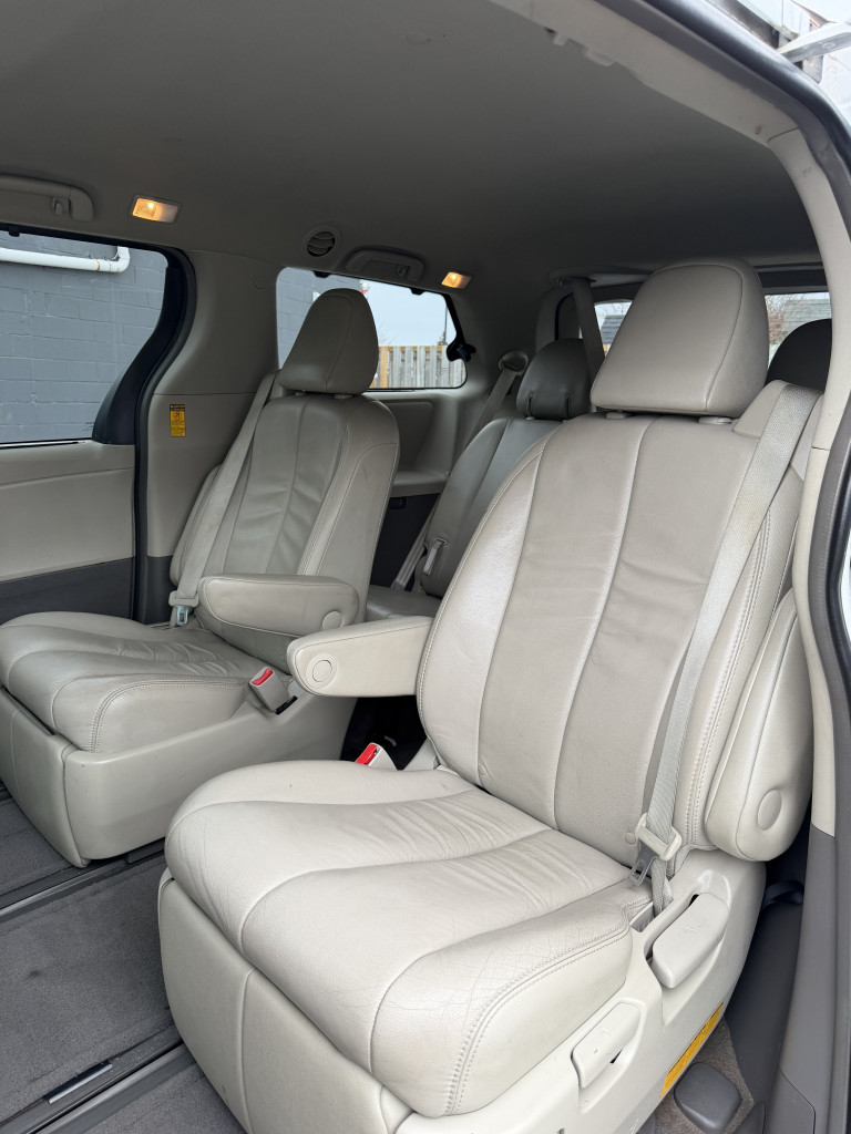 2014 Toyota Sienna