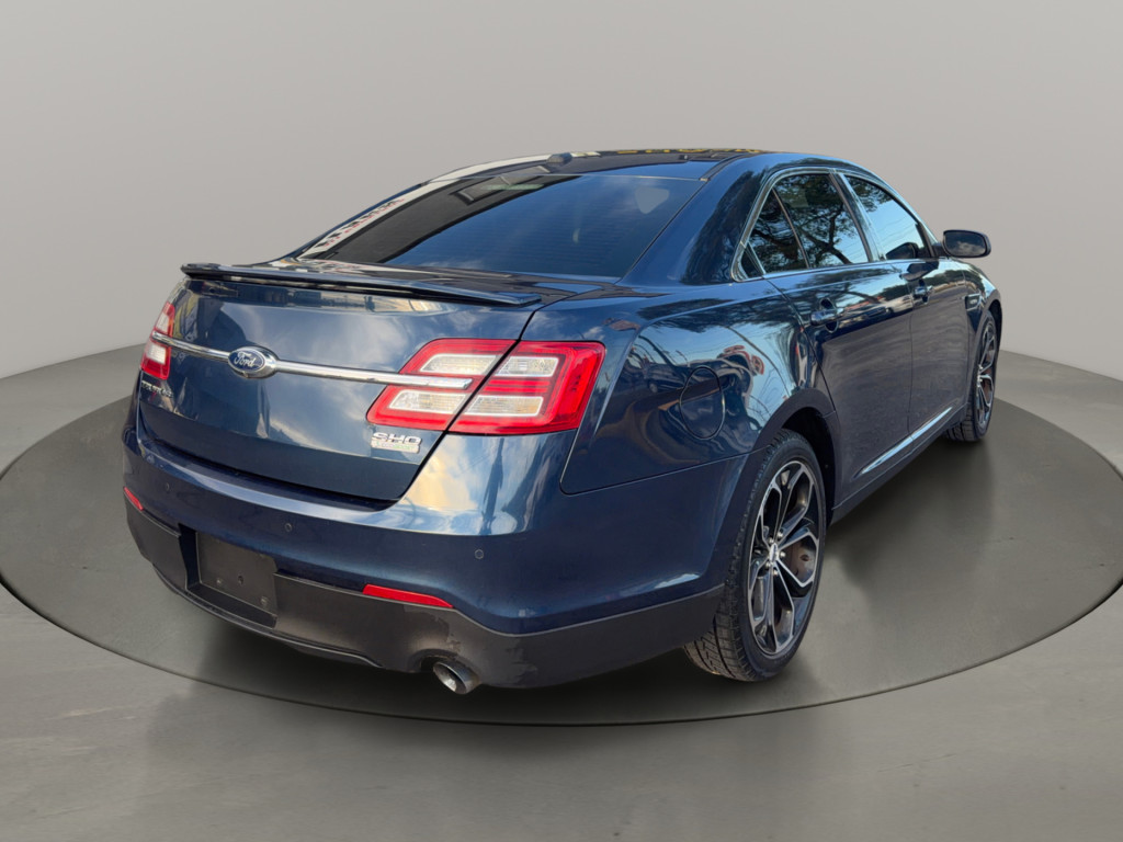 2016 Ford Taurus