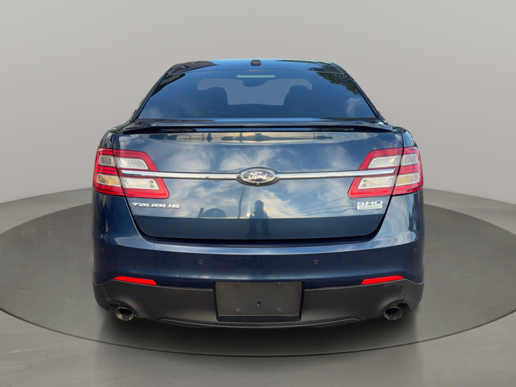 2016 Ford Taurus