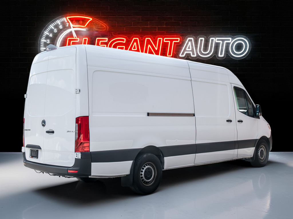 2024 Mercedes-Benz Sprinter Cargo Van