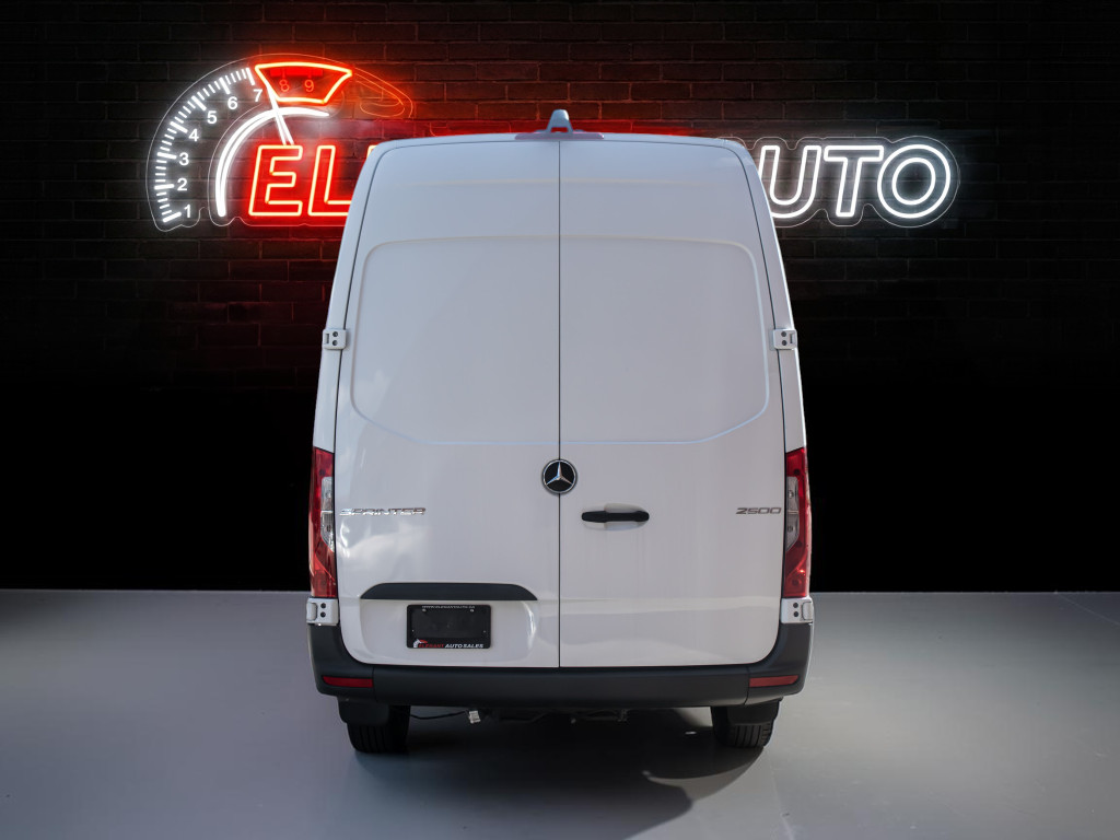 2024 Mercedes-Benz Sprinter Cargo Van